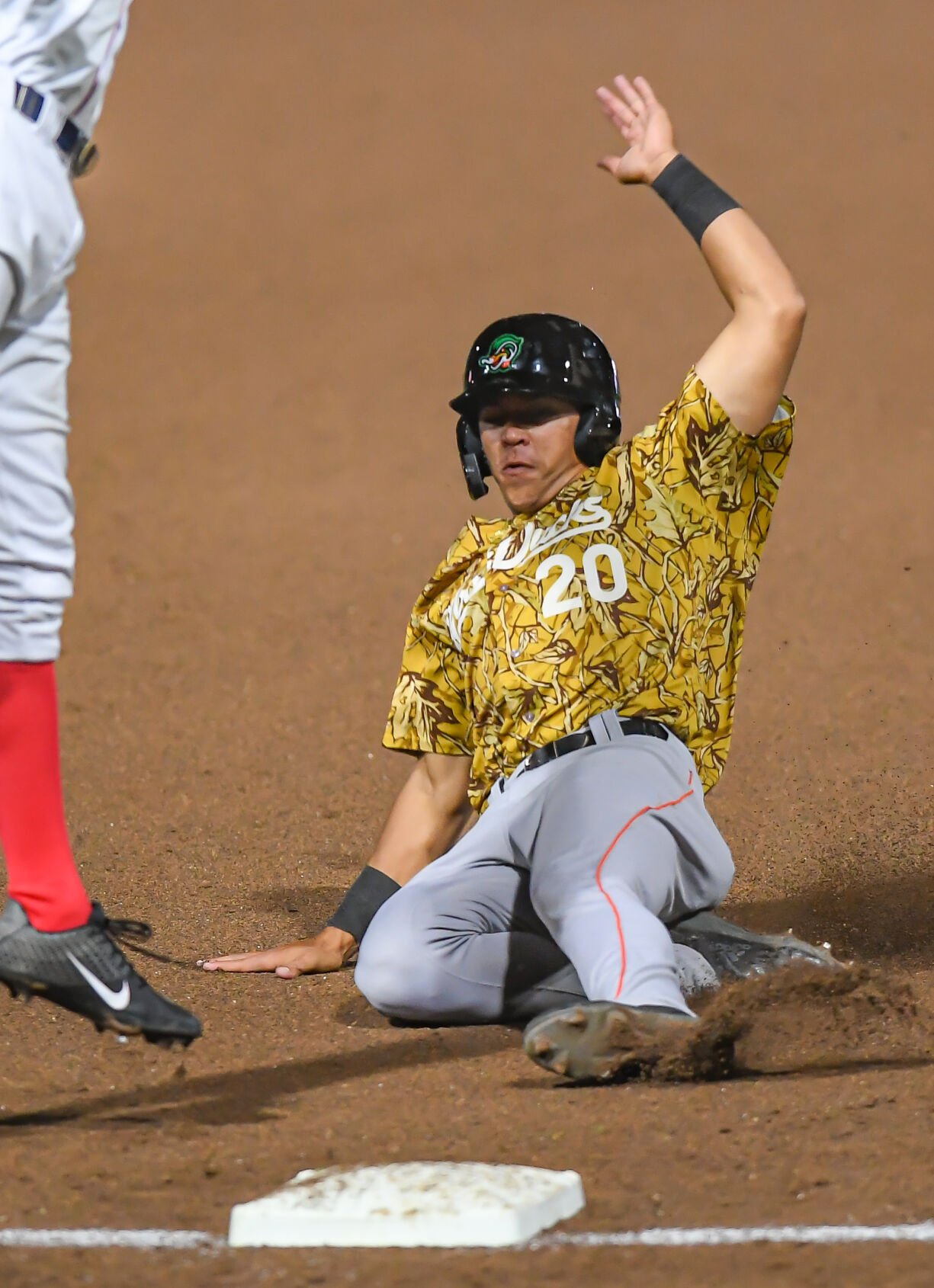 The Kannapolis Ballers lost their home opener 8-4 to the Wood Ducks.